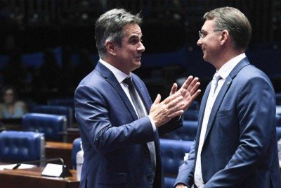 A estratégia da oposição para tentar descolar Flávio Bolsonaro de Ciro Nogueira -  (crédito: Foto: Jefferson Rudy/Agência Senado)
