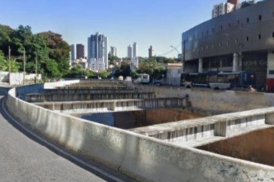Crime foi cometido em supermercado localizado na Avenida dos Andradas, no Hipercentro de Belo Horizonte -  (crédito: Google StreetView)