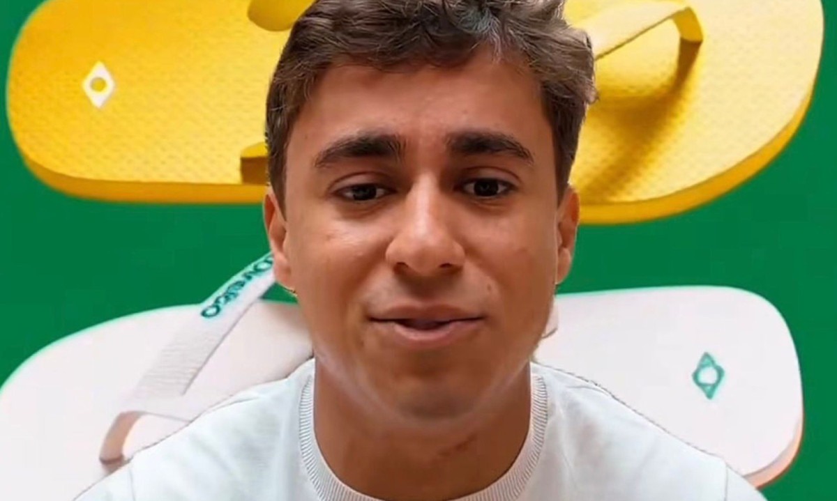 Deputado afirma que é embaixador da nova marca de chinelos "Pé Direito"
- (crédito: Reprodução redes sociais)