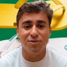 Após polêmica com Havaianas, Nikolas Ferreira divulga a 'Pé Direito' - Reprodu&ccedil;&atilde;o redes sociais