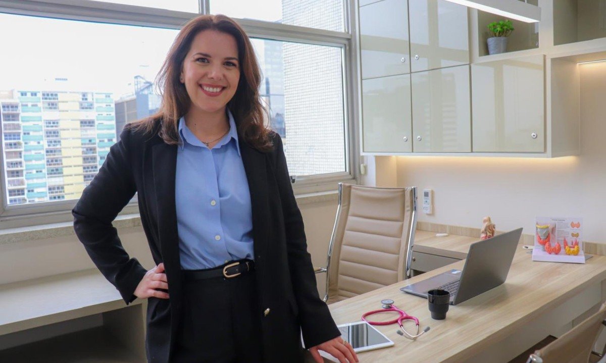 Fonoaudi&oacute;loga Claudia Aidar Fleury, especialista em reabilita&ccedil;&atilde;o da degluti&ccedil;&atilde;o