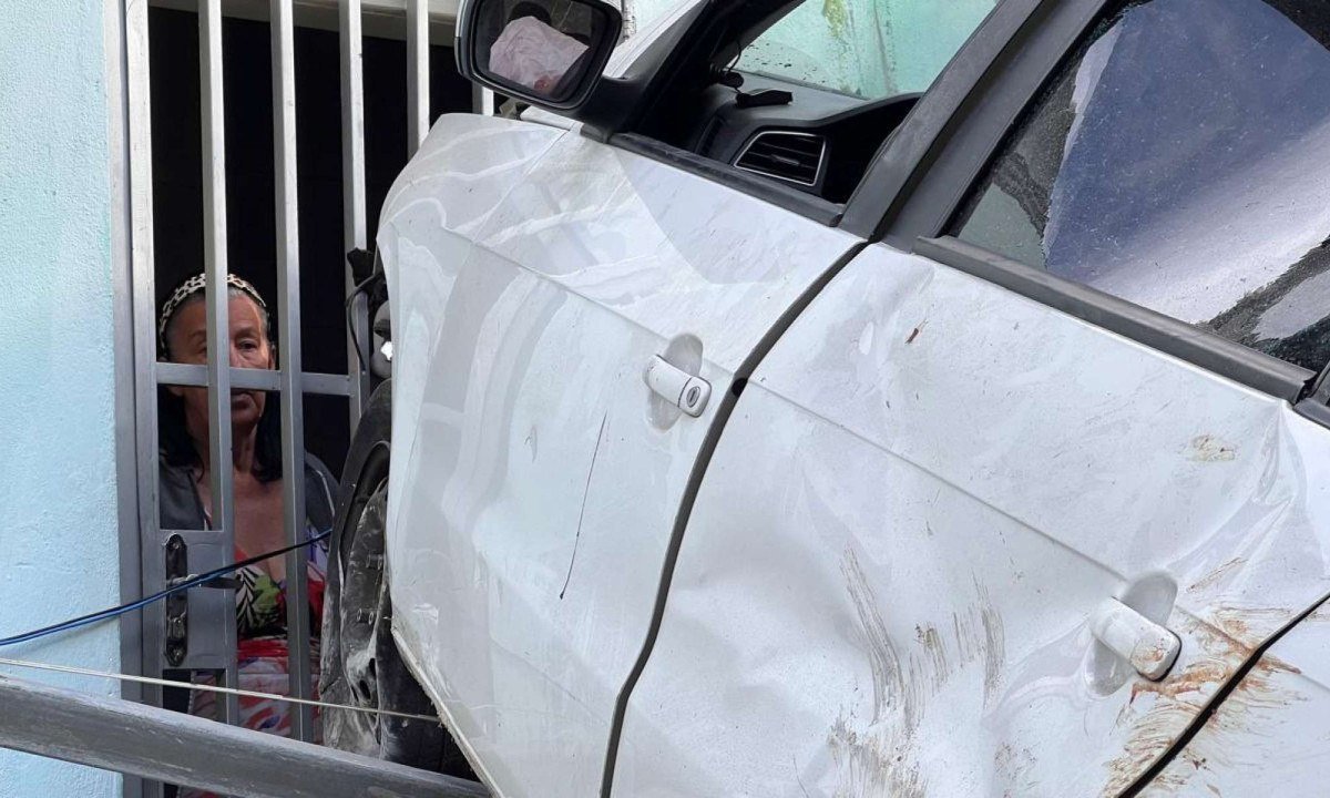 Por causa do barulho, moradora acreditou que a casa estava caindo 