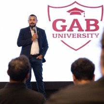 GAB University expande programas flexíveis nos EUA - DINO