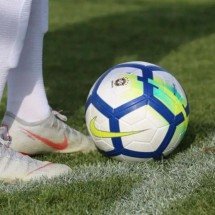 O abismo financeiro que sustenta o domínio do futebol brasileiro na América do Sul