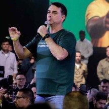 PL entre Roscoe, Medioli e Cleitinho  - Vitor Souza /AFP