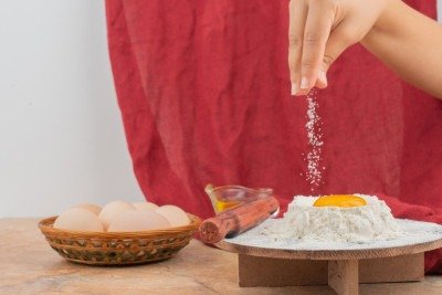 Alguns alimentos parecem saudáveis ou dão a impressão de que não são salgados, mas podem incluir alto teor de sal -  (crédito: azerbaijan_stockers/Magnific)