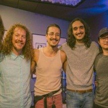 Do rolo de fita ao streaming: Estúdio Urutu e Algohits apostam no analógico - Julia Missagia