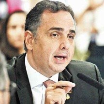 Pacheco diz ‘não’, Cleitinho dá o ‘sim’ e Simões é isolado