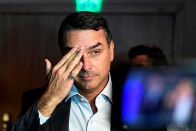 Flávio tentou construir uma linha de defesa baseada na legalidade formal da operação -  (crédito: Daniel Ramalho/AFP – 19/3/26)