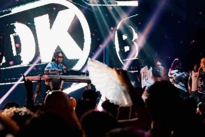Depois de ter percorrido diversos locais de Belo Horizonte, o Baile da Kingdom se firmou Desde 2025 na casa de shows A Autêntica, onde faz hoje nova edição 
 -  (crédito: Yyago Marra/Divulgação)