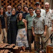 Disco une voz de Mônica Salmaso a instrumentos de Marco Antônio Guimarães - Iris Zanetti/Divulgação