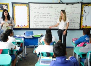 Falhas da educação inclusiva ainda deixam milhares de jovens fora das escolas -  (crédito: Tânia Rêgo/Agência Brasil)
