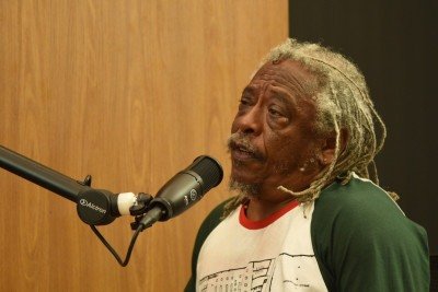 Em entrevista ao podcast Divirta-se, Maurício Tizumba Artistafalou sobre racismo estrutural, reinado e improviso musical -  (crédito: Gladyston Rodrigues/EM/D.A. Press.)