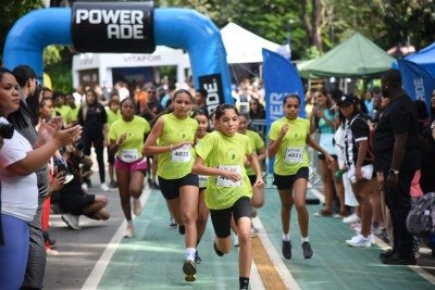 O organizador da Maratona Oficial de Belo Horizonte (MOBH), Lucas Condur&uacute; Davis, explicou que a programa&ccedil;&atilde;o do segundo dia de evnto foi pensada como um momento de integra&ccedil;&atilde;o entre os participantes. -  (crédito: Gladyston Rodrigues/EM/D.A. Press)