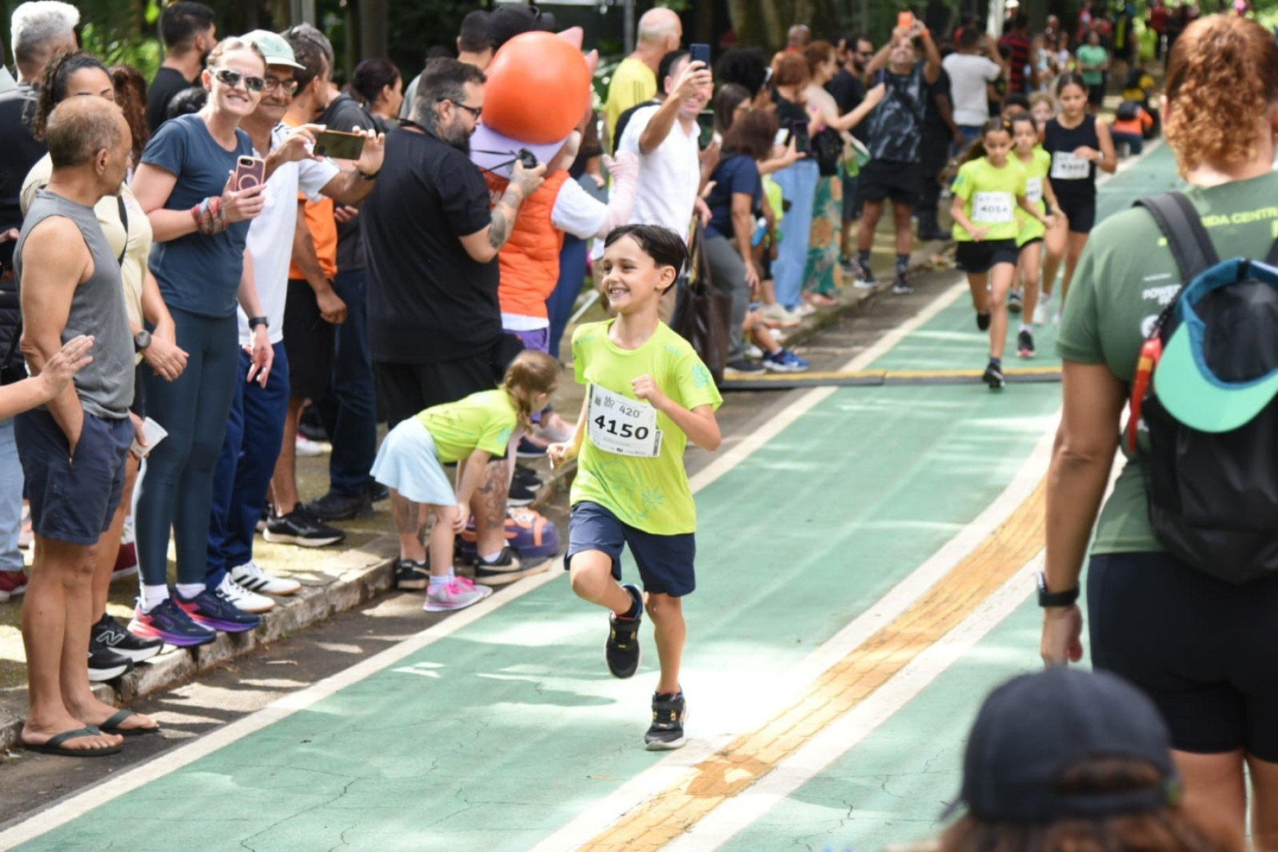 Crian&ccedil;as de 4 a 13 anos participam na manh&atilde; deste s&aacute;bado (16/5) da Corrida Kids da Maratona de BH em percursos de at&eacute; 420 metros no Parque Municipal