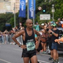 "Percurso bastante desafiador", diz vencedor da 1ª maratona de BH - Gladyston Rodrigues/EM/D.A.Press