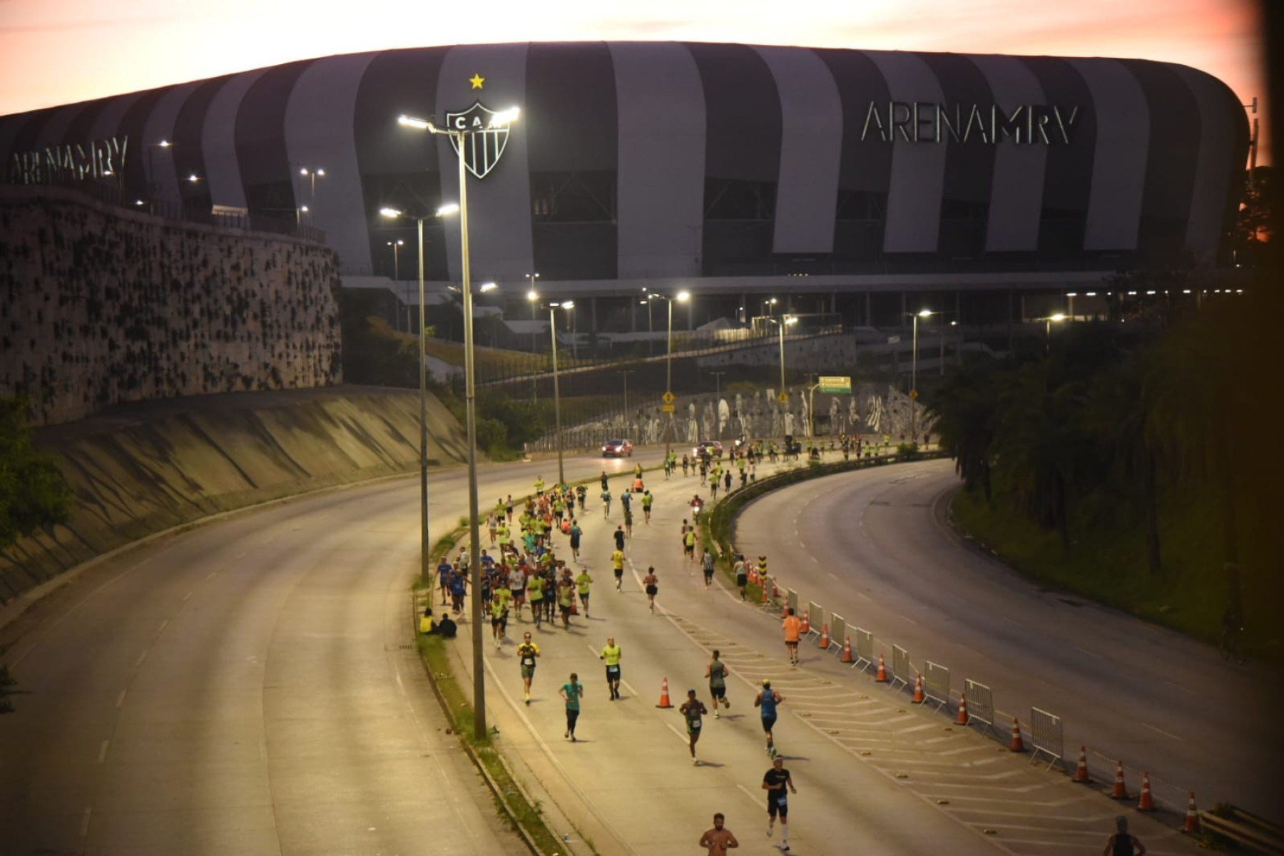 Maratona oficial de BH perto do trecho a Arena MRV-Gladyston Rodrigues/EM/D.A.Press