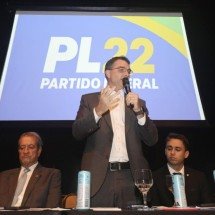 O segredo de Flávio Bolsonaro e o que ele alegou ao ser cobrado por aliados