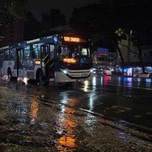 Defesa Civil alerta para pancadas de chuva em BH nesta segunda (18/5) - Fernanda Santiago/EM/D.A.Press
