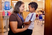 Colégio Loyola orienta pais sobre segurança dos filhos na adaptação escolar