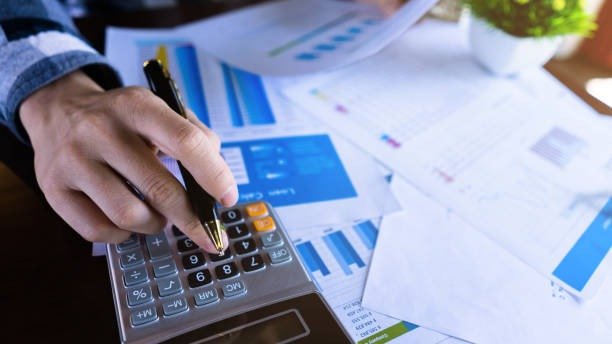 C&aacute;lculo e revis&atilde;o de dados s&atilde;o cruciais na declara&ccedil;&atilde;o pr&eacute;-preenchida do Imposto de Renda para evitar a malha fina. -  (crédito: iStock)