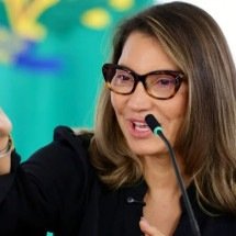 Justiça cobra da AGU o motivo de defender Janja judicialmente