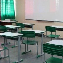 Professor é afastado após ser acusado de mostrar pornografia a alunos em MG - Rovena Rosa/Agência Brasil 