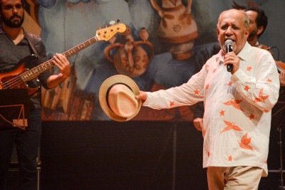 Cantor Saulo Laranjeira se apresenta em Montes Claros, no próximo sábado (21/5) dentro do Projeto Mistura Minas -  (crédito: Mistura Minas/divulgação)