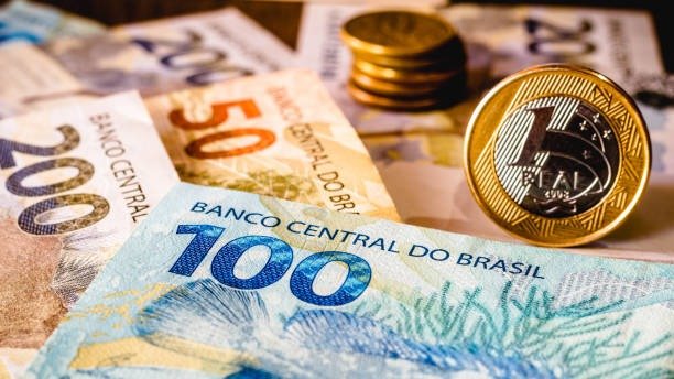 Acompanhar o faturamento &eacute; crucial para microempreendedores individuais evitarem desenquadramento e multas. -  (crédito: iStock)