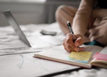 O cérebro aprecia padrões, porque reduzem incertezas. A incerteza é um dos principais gatilhos de estresse. Ambientes caóticos e horários desregulados podem aumentar níveis de cortisol, prejudicar o sono e amplificar a ansiedade -  (crédito: Magnific)