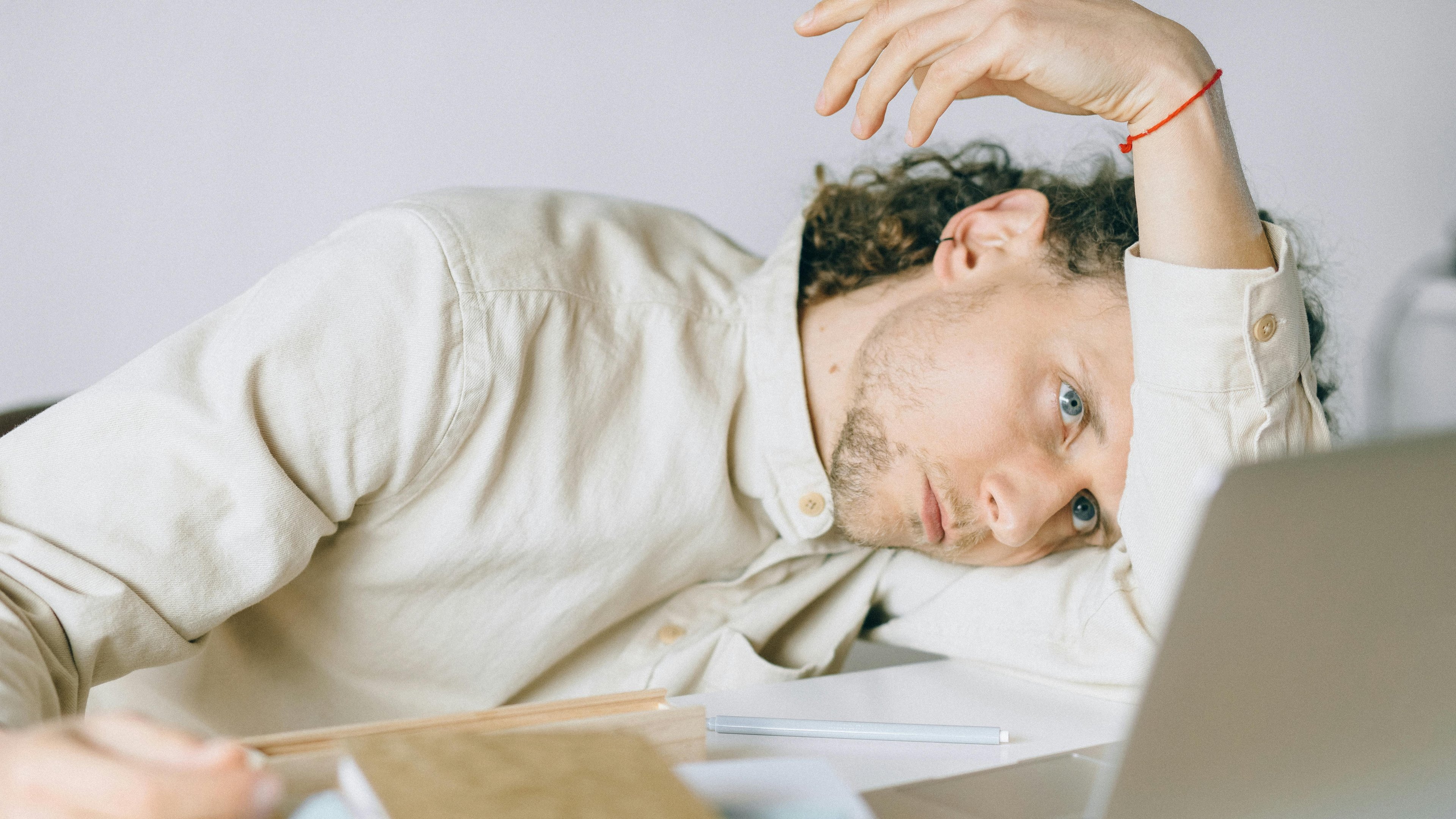 A proposta de fim da escala 6x1 visa melhorar a sa&uacute;de mental e a qualidade de vida dos trabalhadores, tema central da discuss&atilde;o no Congresso. -  (crédito: Pexels)