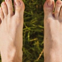 Por que balançar o pé ajuda a dormir: a ciência por trás do ritmo que acalma o cérebro e desacelera o corpo - Portal Giro 10