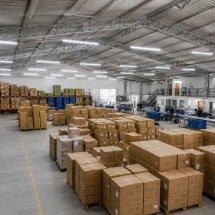 Importações batem recorde e aquecem negócios no Brasil - DINO