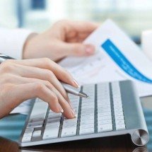 Entenda por que o brasileiro precisa declarar o Imposto de Renda e quais países adotam sistemas mais automáticos - Portal Giro 10