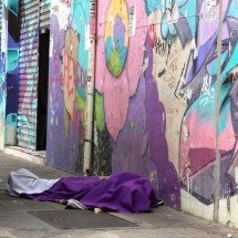 Governo do DF busca brecha no STF para conter população em situação de rua