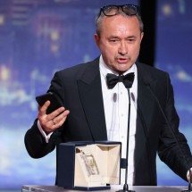 Diretor russo premiado em Cannes pede a Putin fim de 'massacre' na Ucrânia - Sameer Al-Doumy/AFP