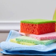 O cheiro de limpeza não é o que parece: como marketing e psicologia criaram a ideia de que pinho e cloro significam higiene - Portal Giro 10
