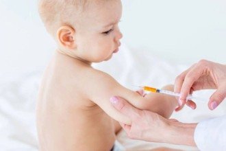 O retorno de doenças evitáveis: por que a queda da vacinação infantil preocupa o mundo