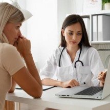 Dez exames preventivos que mulheres devem fazer aos 40 anos - Magnific