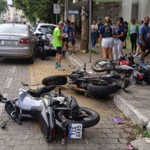 MG: idoso de 77 anos passa mal ao volante e atinge 10 veículos  - Reprodução/PMMG