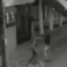 Vídeo: homem é morto a pauladas em Uberlândia