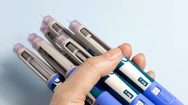 Canetas injet&aacute;veis que cont&ecirc;m semaglutida, a subst&acirc;ncia-chave no tratamento do diabetes e obesidade discutido na mat&eacute;ria. -  (crédito: Pexels)