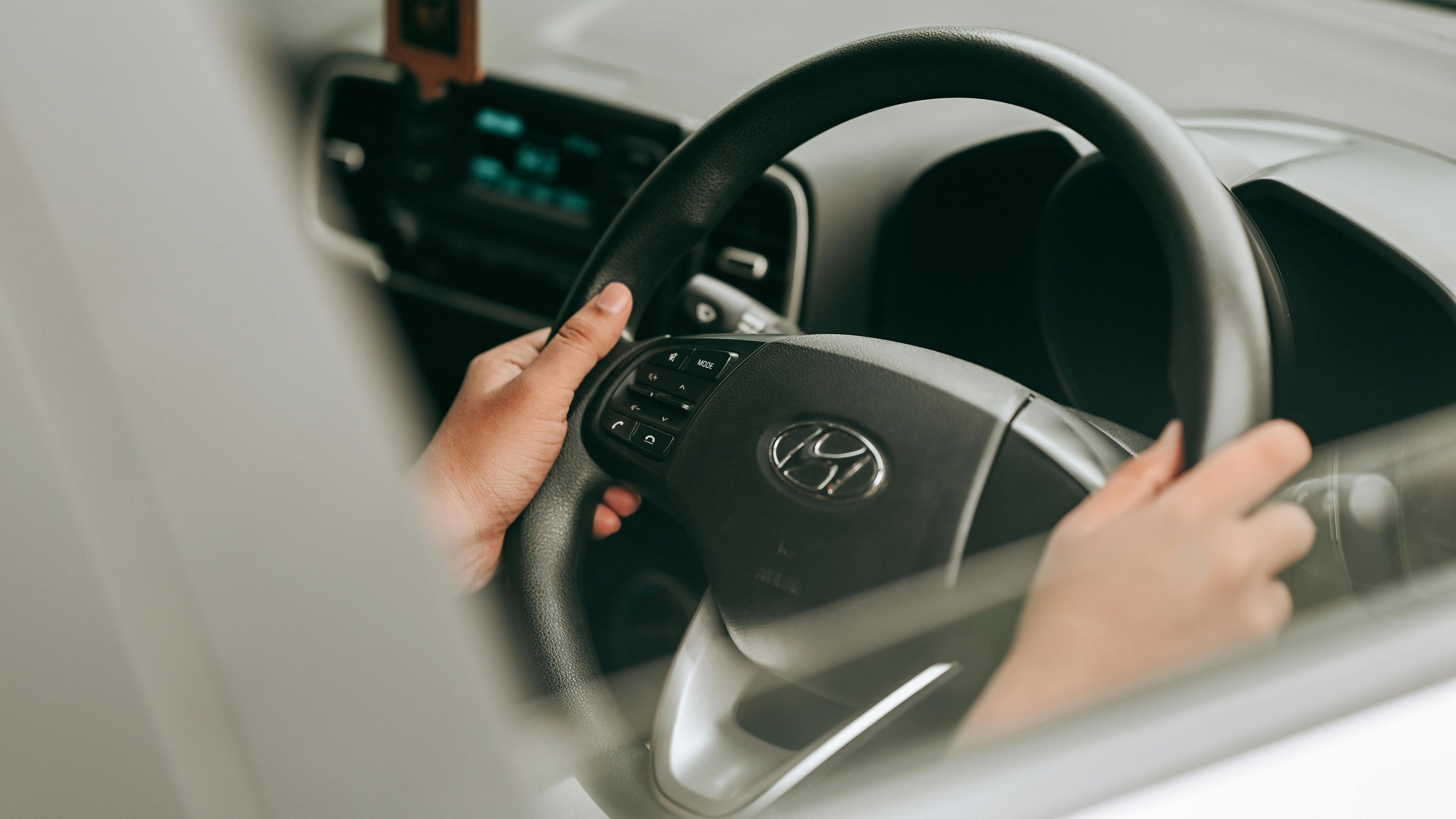 Superar o medo de dirigir e retomar a autonomia ao volante &eacute; um processo gradual que exige paci&ecirc;ncia e estrat&eacute;gias. -  (crédito: Pexels)