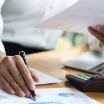 Juros altos ampliam busca por investimentos estruturados - DINO