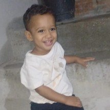 Menino de 1 ano morre ao ter pescoço cortado por linha chilena - Redes Sociais/Reprodução