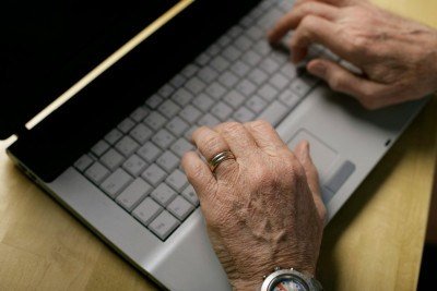 PBH criou cadastro voltado para estimular contratação de pessoas acima dos 60 anos -  (crédito: Reprodução/Pexels)