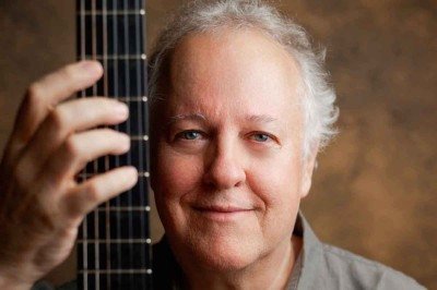Álbum autoral de Pedro Ruiz tem 12 canções que falam sobre memória e do amor por Manhuaçu e Minas Gerais -  (crédito: Pedro Terra/Divulgação)