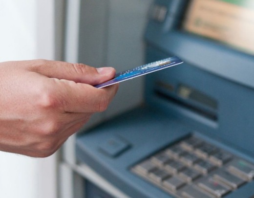 A segurança em transações bancárias, como as realizadas em caixas eletrônicos, é crucial em qualquer instituição financeira. - (crédito: magnific) A segurança em transações bancárias, como as realizadas em caixas eletrônicos, é crucial em qualquer instituição financeira. - (crédito: magnific)