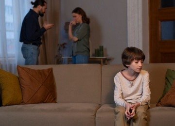 O desafio é construir caminhos que permitam a reorganização familiar sem transformar crianças e adolescentes em vítimas silenciosas de disputas que não lhes pertencem -  (crédito: Magnific)