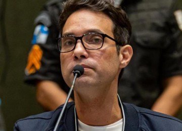 Filha de ex-namorada de Jairinho choca júri ao relatar agressões físicas em julgamento -  (crédito: Tupi)